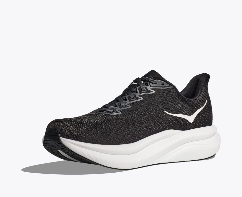 Men's Hoka Mach 6- Black/ White