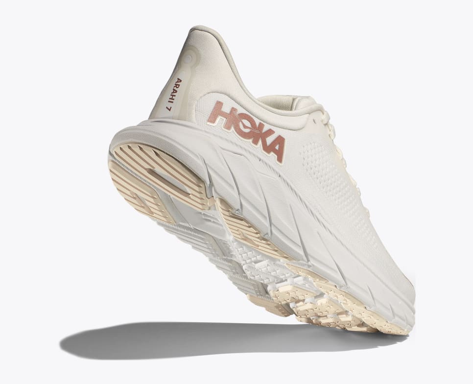 Women's Hoka Arahi 7- Blanc De Blanc/ Rose Gold