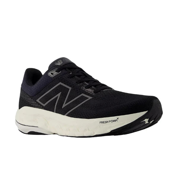 Women's New Balance 860v14- Black/ Black
